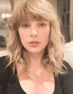 Taylor Swift Biography, Wiki, and Secret Details