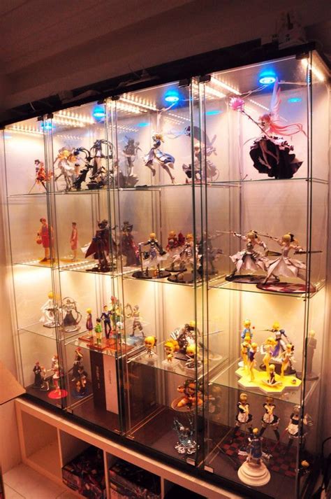 Game room, Game room design, Figurine display