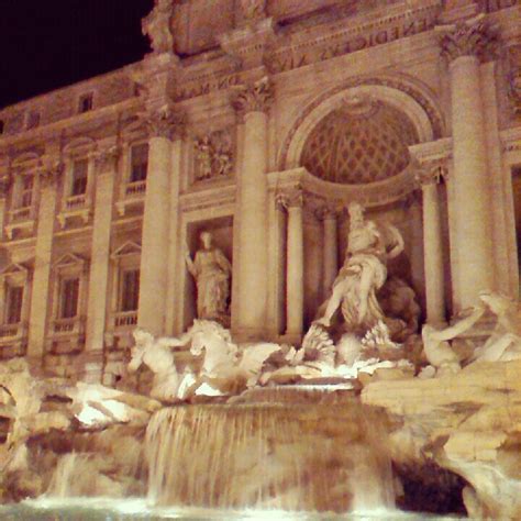 The treve fountain | Trevi fountain, Statue, Favorite places