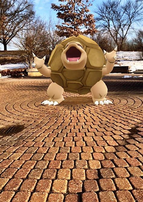 Shiny Golem! : r/PokemonGoSnap