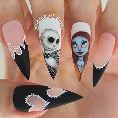Pin by Amanda Barrios on nails | Halloween nails, Sally nails, Disney ...