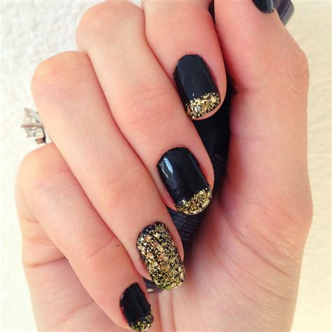 Black Nails With Gold Glitter Bulk Buy | www.pinnaxis.com