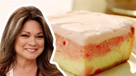 Valerie Bertinelli Makes a Strawberry Love Cake | Food Network ...