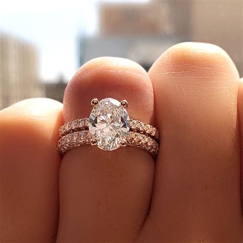 Eis Goodwill Gesundes Essen oval engagement ring with wedding band Lima ...