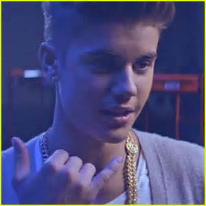 Justin Bieber Hits on Pretty Girl in ‘Confident’ Video – Watch Now! | Justin Bieber, Music Video ...