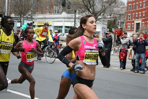 File:Boston Marathon 2009 - Leading Women.jpg