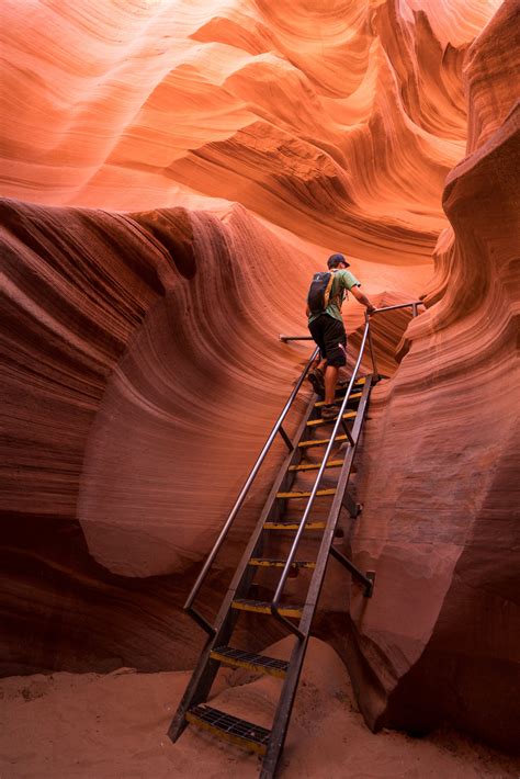 Upper vs. Lower Antelope Canyon: Which Antelope Canyon Tour is Better? — noahawaii