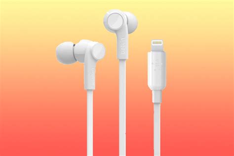 Best lightning headphones for iPhone and iPad in 2024