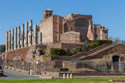 The Temple of Venus and Roma Templum Veneris Et Romae on the Velian ...