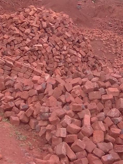 Big selling of smart half bricks for paving we deliver 8tone full truck in Alberton Gauteng