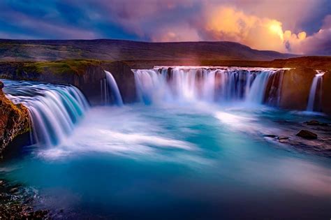 25 Iceland Photography Locations That Will Blow Your Mind - Follow Me Away