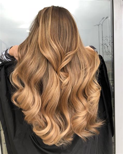 Light Golden Brown Hair Color: What It Looks Like & 17 Trendy Ideas | Hair color caramel, Light ...