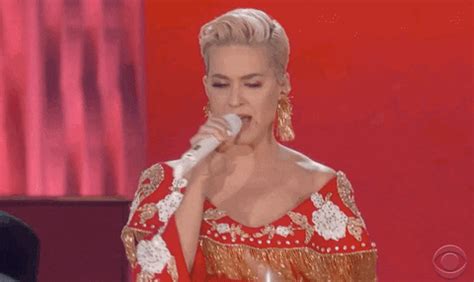 Katy-perry-grammy GIFs - Get the best GIF on GIPHY