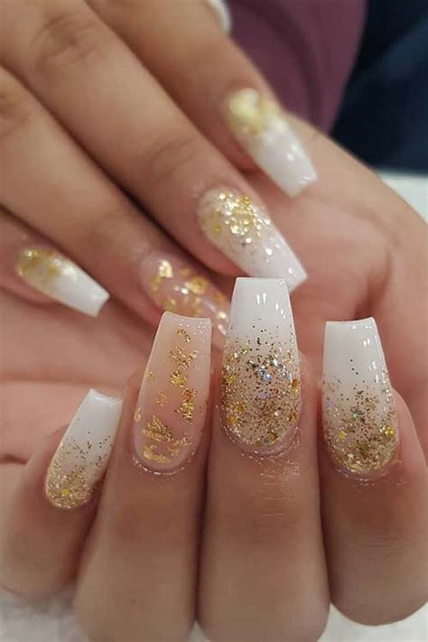 23 Best White and Gold Nails To Try Yourself - StayGlam