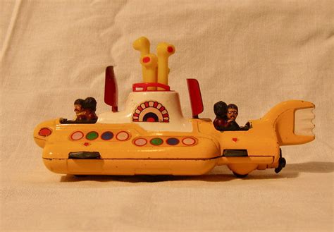 The Beatles - Yellow Submarine Corgi Toys no. 803 - Various - Catawiki