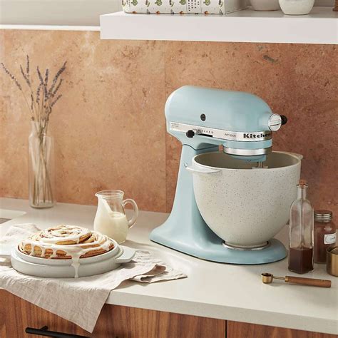 KitchenAid Launched an All-in-One Bread Bowl with a Baking Lid to ...