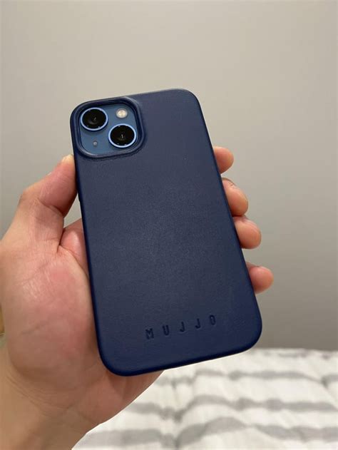 Those who have the Mini in blue, what case do you have? : r/iPhone13Mini