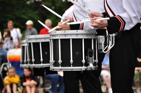 How Much Do Marching Drums Really Weigh? – Sound Adventurer – Exploring the World of Music and Sound