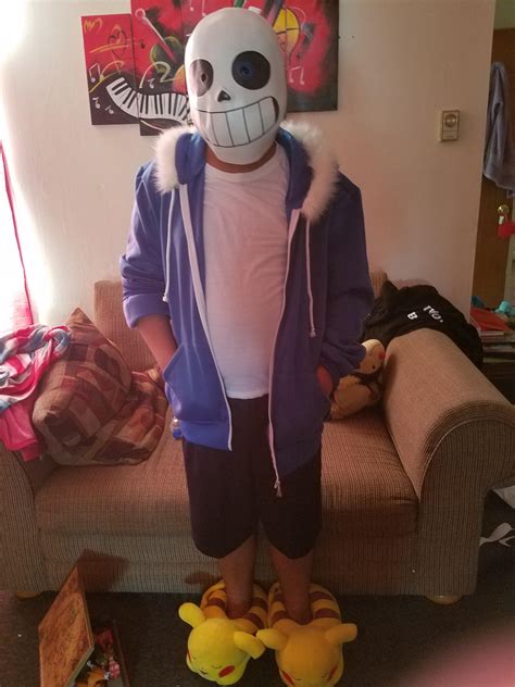 My Sans Cosplay Arrived! : r/Undertale