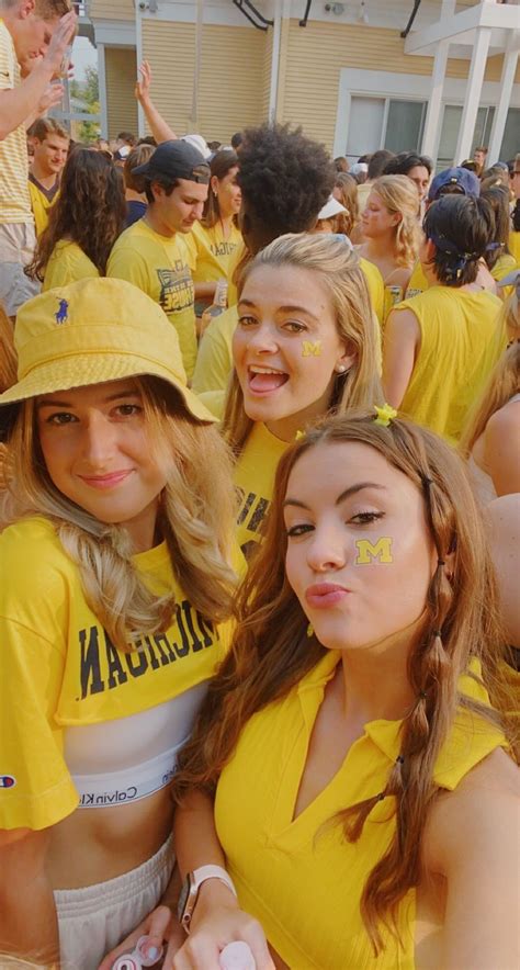 meganhill9 | VSCO | Gameday outfit, College gameday outfits, Michigan football