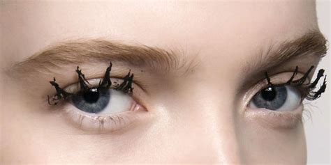 Why Lashes Fall Out - Things That Are Bad for Your Lashes