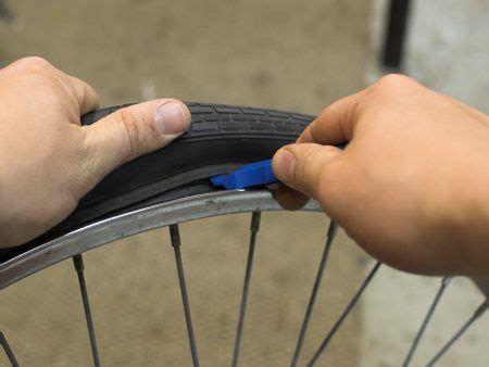 How Long Does It Take to Fix a Bike Flat Tire? - Complete Tri