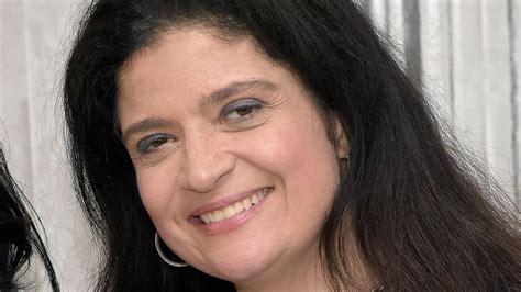 Alex Guarnaschelli's Signs For Perfectly Cooked Shrimp - Exclusive