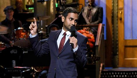 Aziz Ansari addresses sexual harassment claims, talks #MeToo in latest comedy set | Newshub