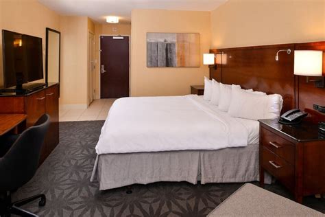 Buffalo Marriott Niagara Buffalo | Bookonline.com