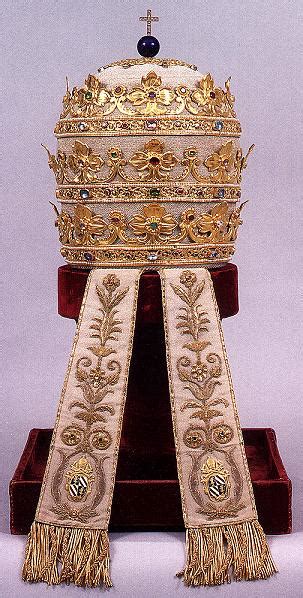 The Saint Bede Studio Blog: Papal Retrospective: The Triple Tiara