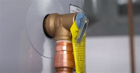 Leaking Water Heater T&P Relief Valve? Do This - Plumbing Sniper