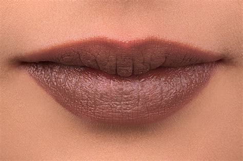 From Coffee to Cocoa: The Brown Lipstick Review | Beautylish