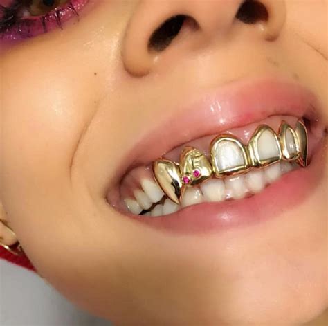 Pin by G on Grillz Teeth | Teeth jewelry, Gold teeth, Diamond grillz