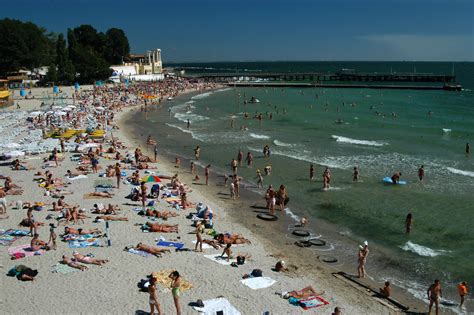 Photo 409-11: Arcadia Beach at morning. Odessa, Ukraine