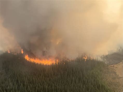 Alberta Wildfires: Three new evacuation orders, more than 19,000 ...