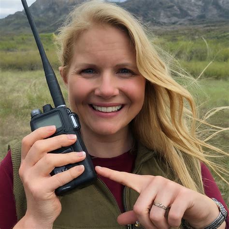 Best Handheld Ham Radio for Beginners - Radio Chronicles