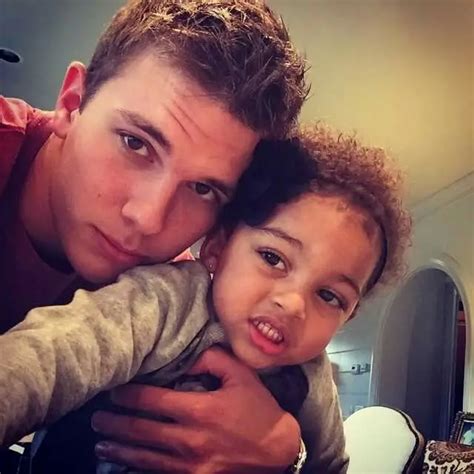 Chloe Chrisley (Kyle Chrisley's Daughter) Age, Biography, Height, Net Worth & Family