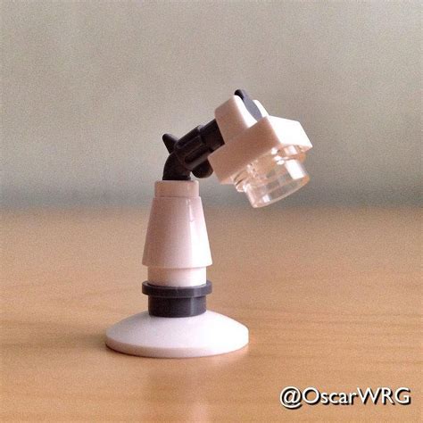 Build your own LEGO Desk Lamp