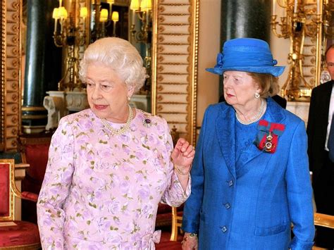 Isabel II y Margaret Thatcher: rivalidad, desplantes y sin embargo te quiero