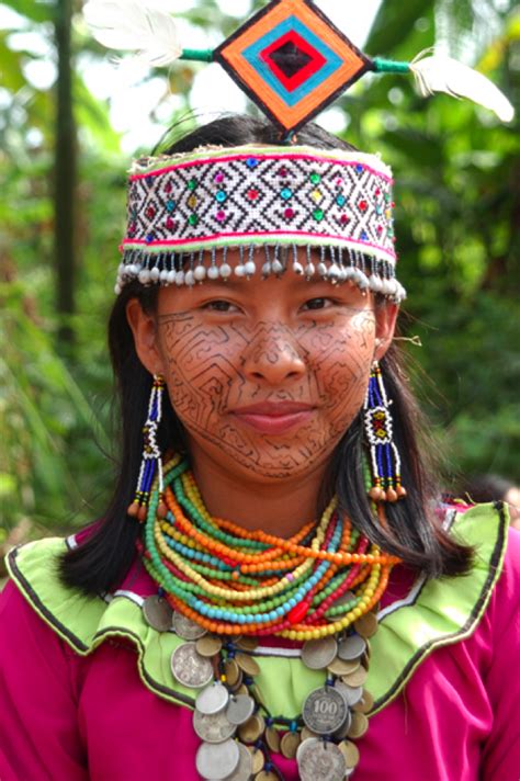 the artwork of Shipibo women in the Peruvian Amazon | TakeBetsywithyou We Are The World, People ...