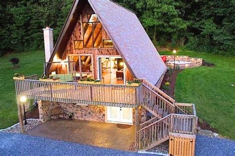 Romantic Cabin Getaways near Deep Creek Lake, Maryland