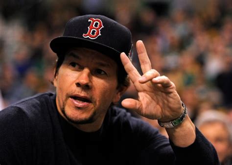 Mark Wahlberg looks for ‘Patriots’ – Boston Herald