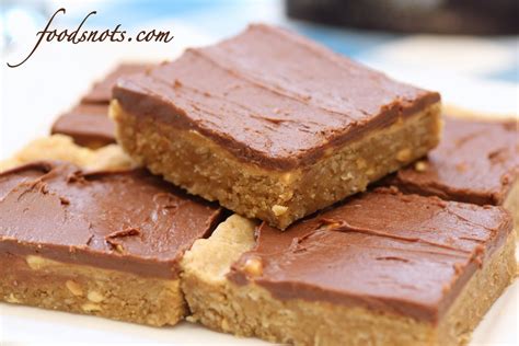 Chocolate-Frosted Peanut Butter Cookie Bars - Recipe Snobs