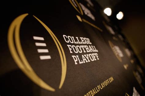 Could the College Football Playoff move its semifinals off of New Year ...