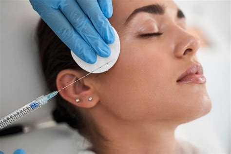 How Does Dermal Filler Treatment Lift the Cheeks? | Doctor Lanna