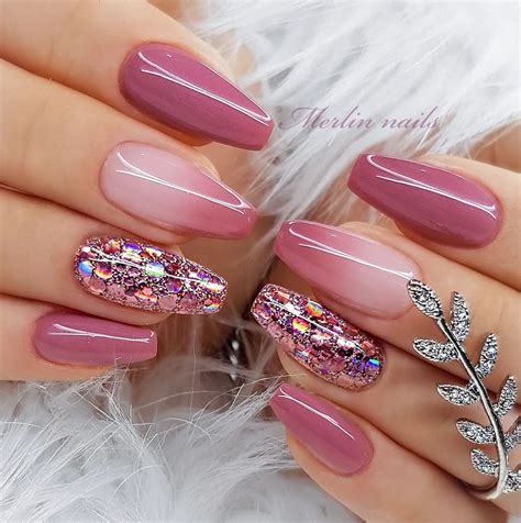 7 Almond Nail Designs To Try Out In 2023