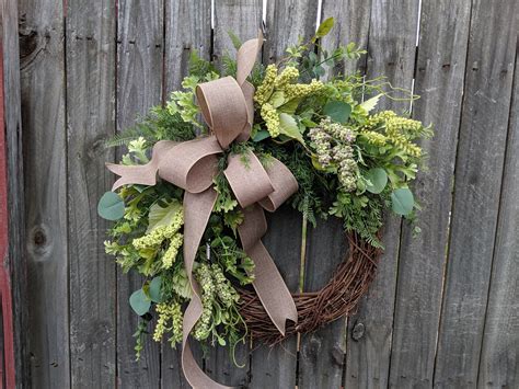 Green Wreath, Everyday Wreath for All Year Round, Bright Green Berries with Eucalyptus, Front ...