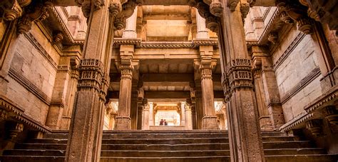 Adalaj Stepwell Ahmedabad: Entry fee, Best time to Visit, Photos & Reviews