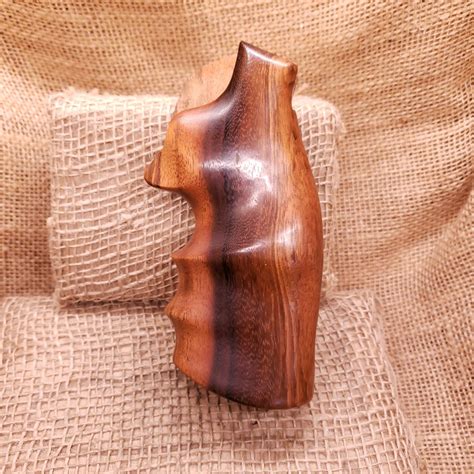 Hogue Goncalo Alves Wood Grips for Ruger Redhawk | New-Old-Stock | Old ...