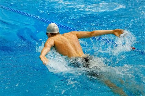 Butterfly Swimming: 6 Tips for Mastering the Stroke